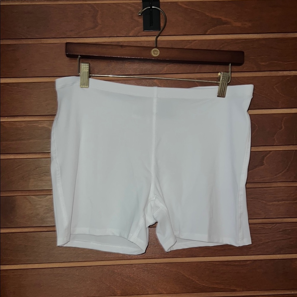 NEW Lucky in Love White Shorts - Size L